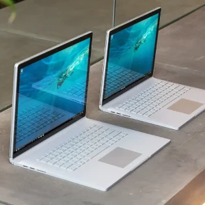 لپ تاپ 13 اینچی مایکروسافت